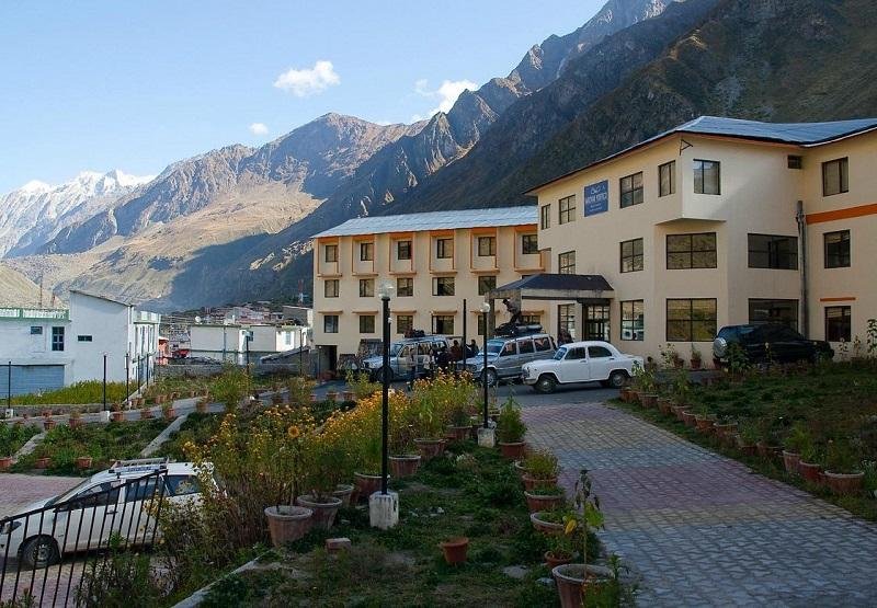 Hotel stay near Har Ki Pauri, Haridwar